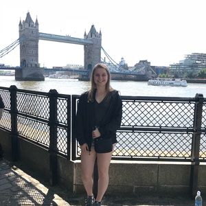 Meet your Posher, Emma